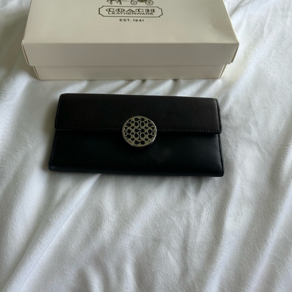 Coach wallet - Picture 1 of 1